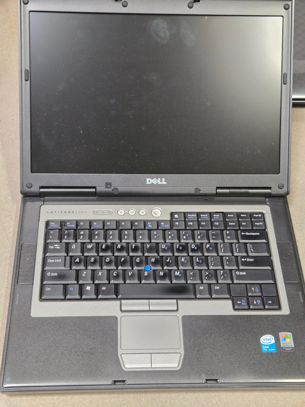 Dell Latitude D820 15.4" Laptop Intel Core Duo 1.83GHz 1GB RAM No HDD No Battery