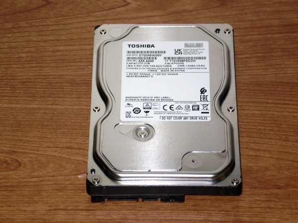 2TB Toshiba DT02ABA200V AV Command Compatible Low usage 2025 4VQS