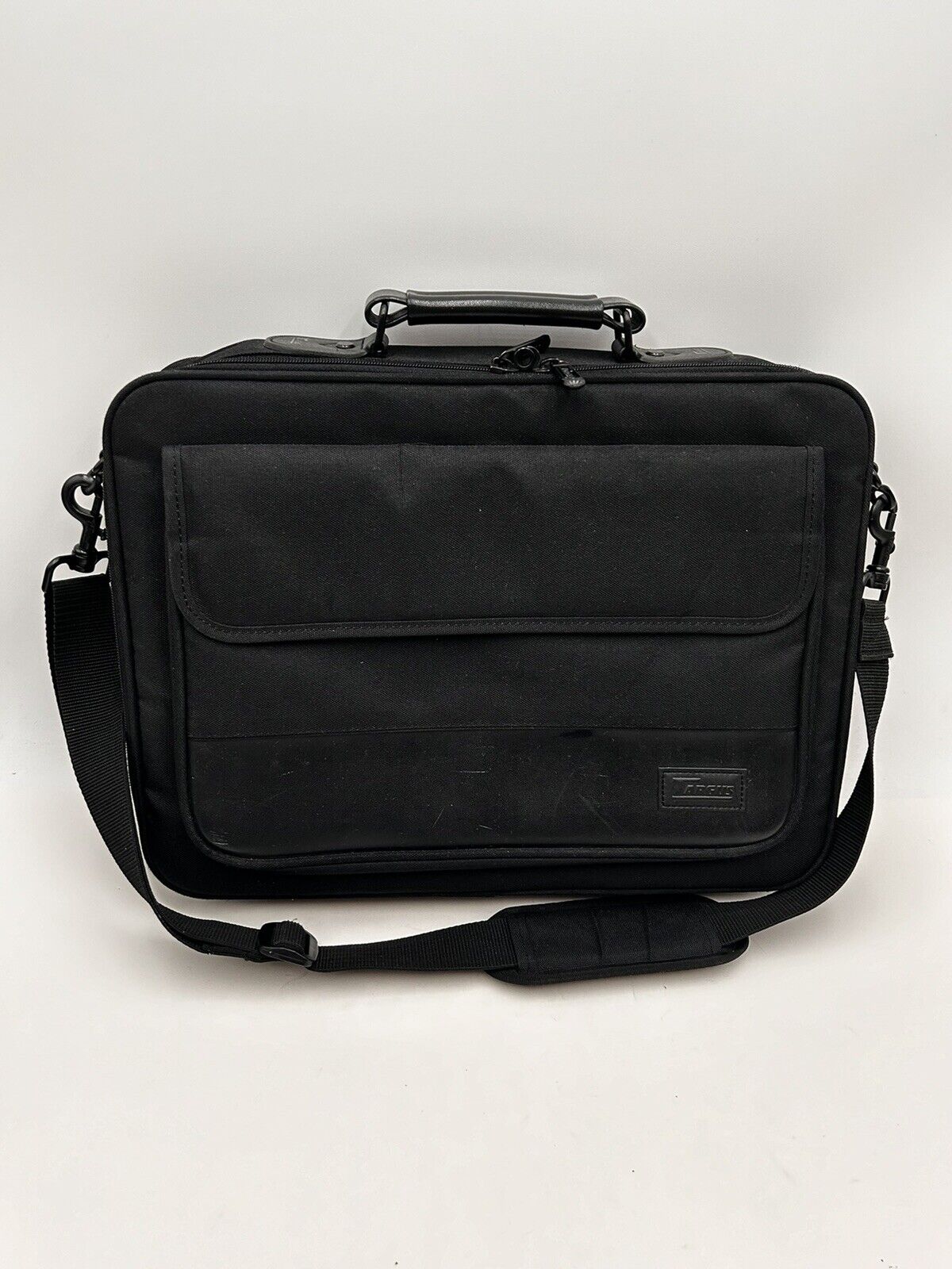 Targus Laptop Computer Bag Notebook Case Corporate Traveler Briefcase 16x11.5”