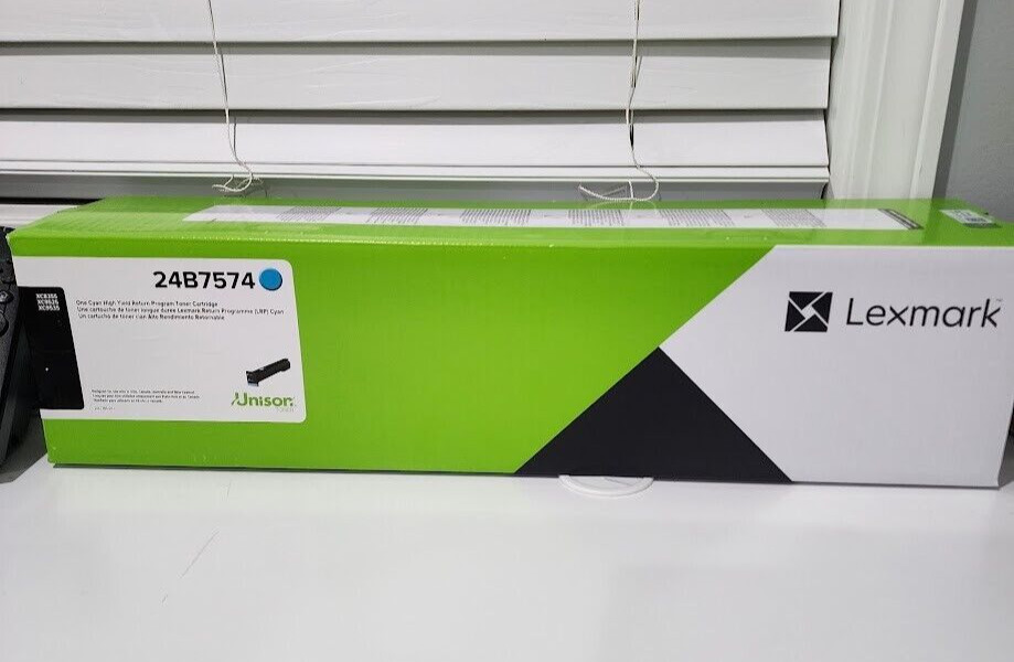 Lexmark 24B7574 - cyan - original - toner cartridge