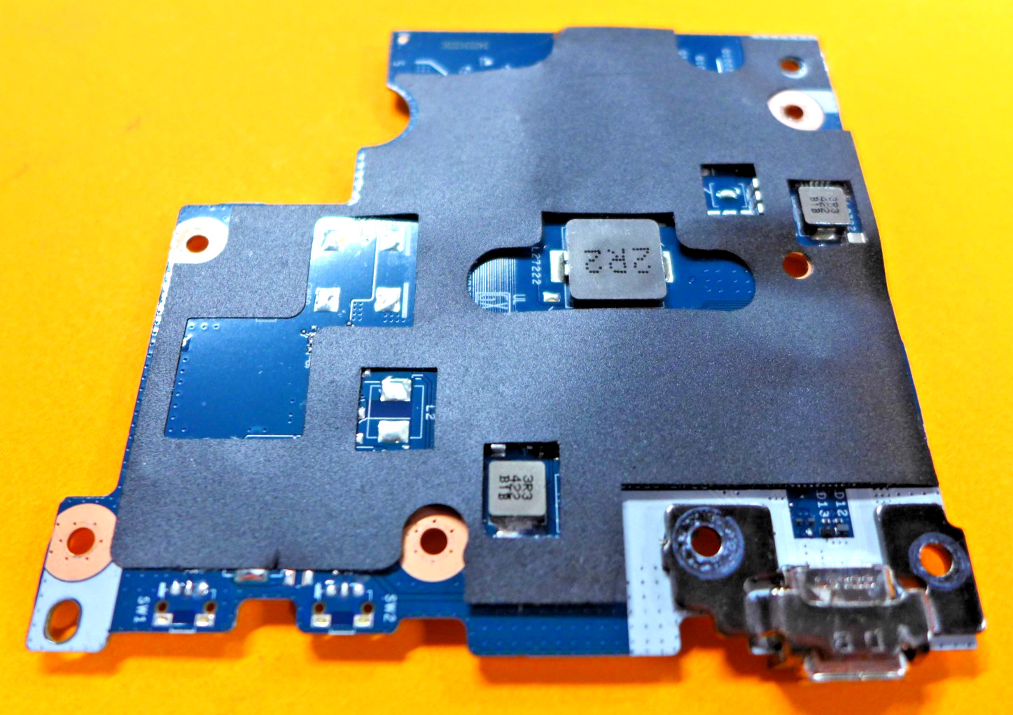 Dell Chromebook 3120 Laptop Right-Side USB Port IO Circuit Board NO WWAN X9T75
