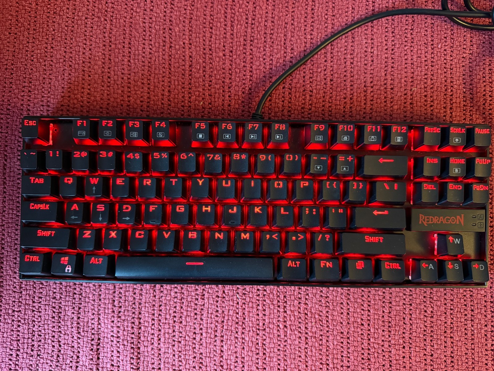 Redragon Kumara  K552-1 Wired Mechanical Gaming Keyboard - Used - 1 Switch Broke