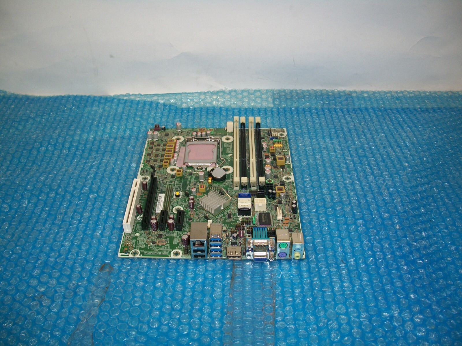 HP Compaq Pro 6300 SFF Desktop Motherboard 656934-001 657239-001 / SR059