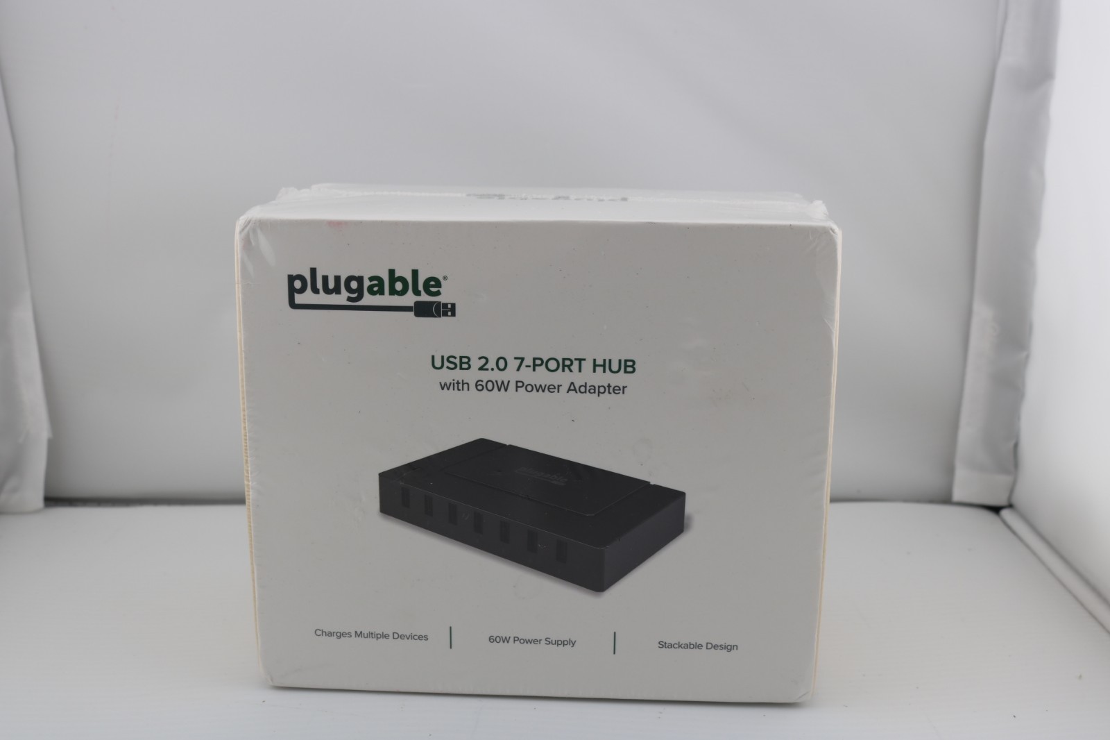 Plugable USB 2.0 7-Port Hub with 60W Power Adapter Stackable BC 1.2 Brand New