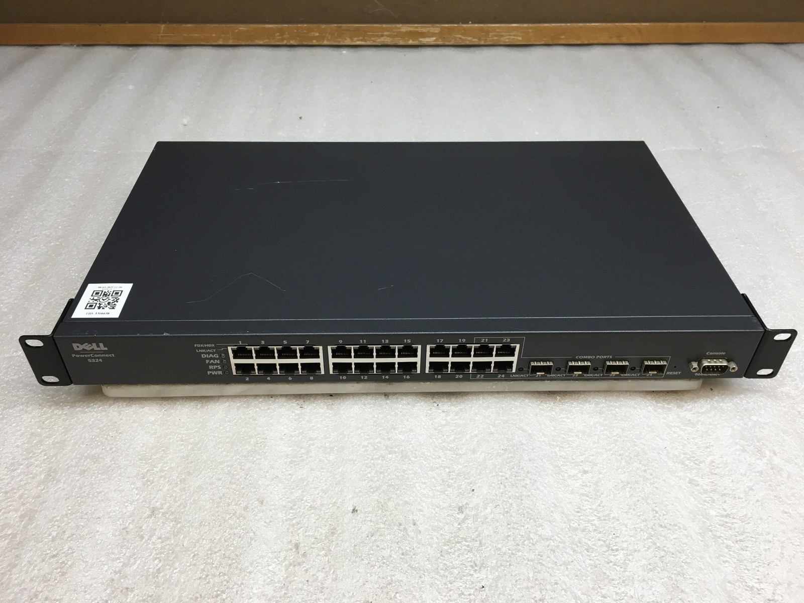 Dell PowerConnect 5324 24-Port Gigabit Ethernet Network Switch w/ Rack Ears