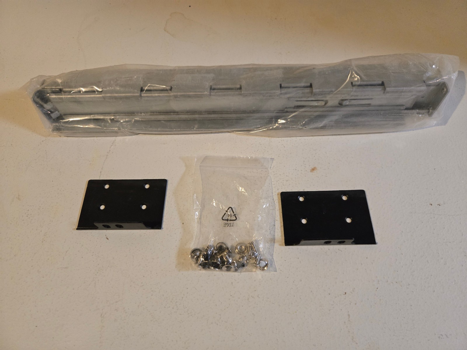 Eaton Slider Rail Rackmount Kit 730-B1676-XX new in box