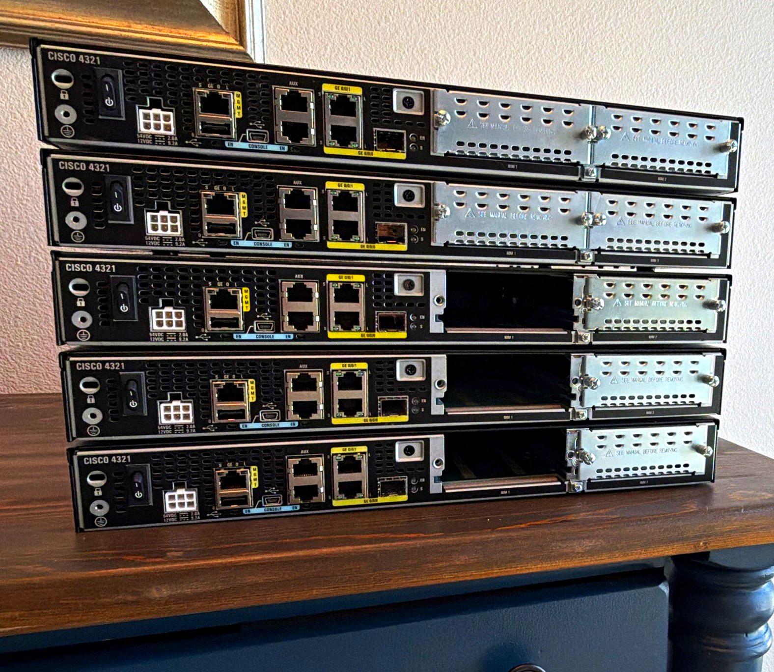 Cisco ISR4321 ISR 4000 Series Enterprise Router Rack Mount