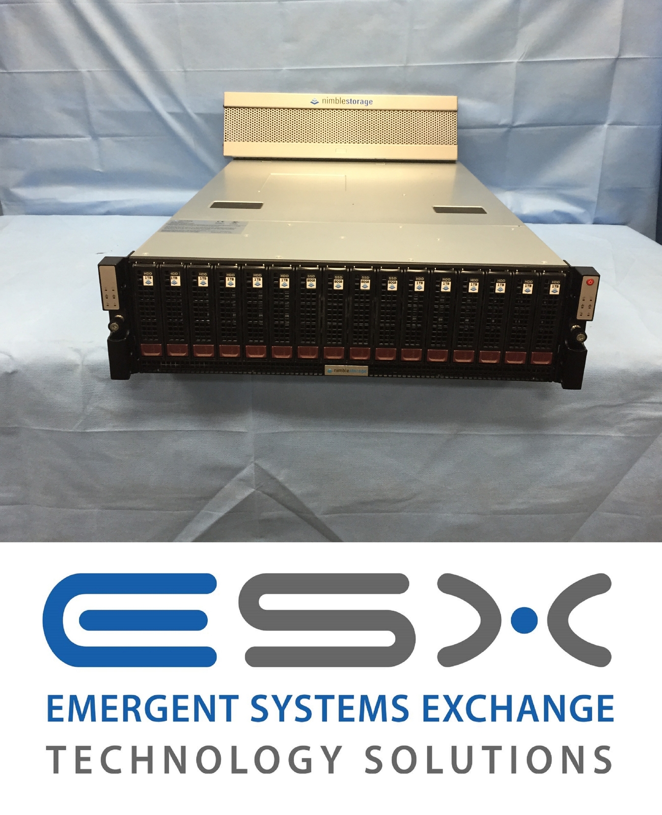 Nimble Storage CS300 - 36TB (12 x 3TB), 3.2TB Flash (4 x 800GB), 2 x 10G Base T
