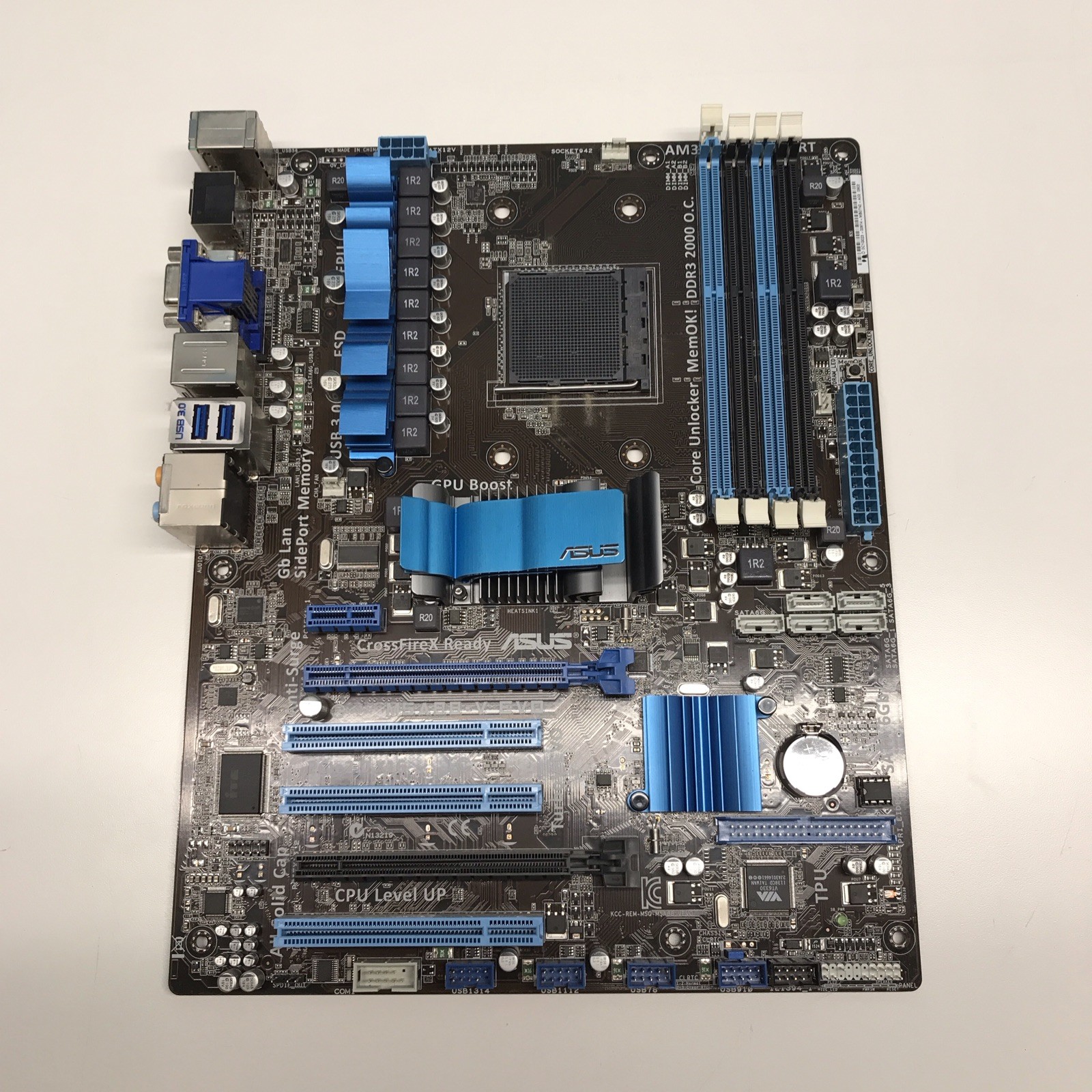 AS IS FOR PARTS     ASUS M5A78L-M PLUS/USB3 MicroATX AM3+