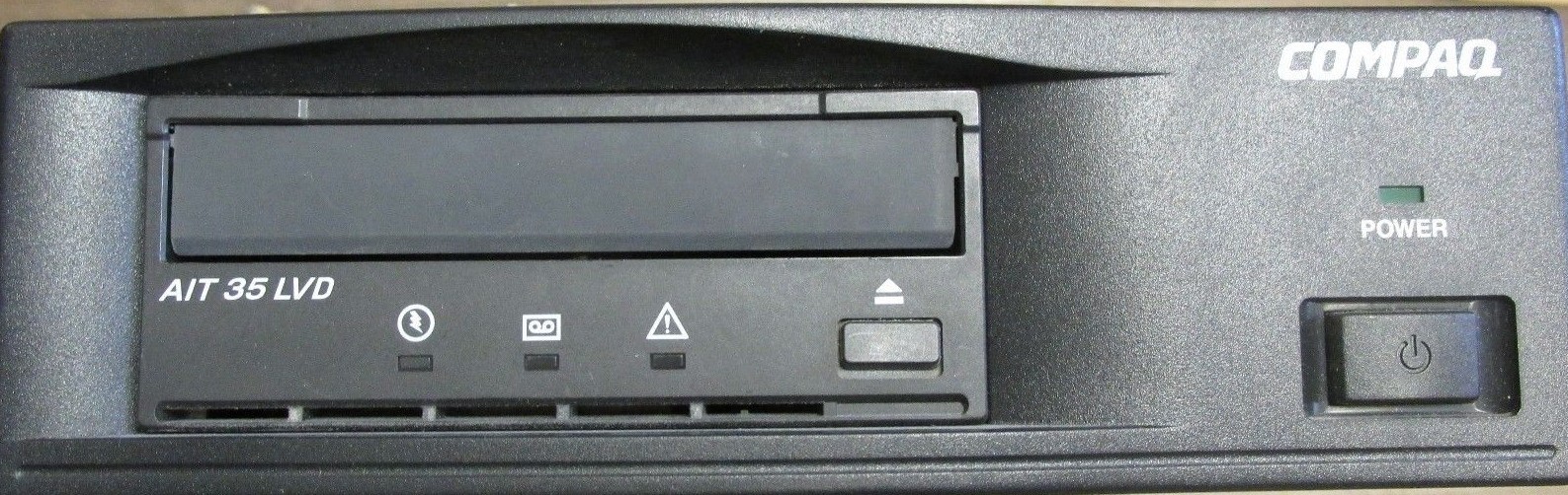COMPAQ AIT 35 tape drive EXTERNAL E02008