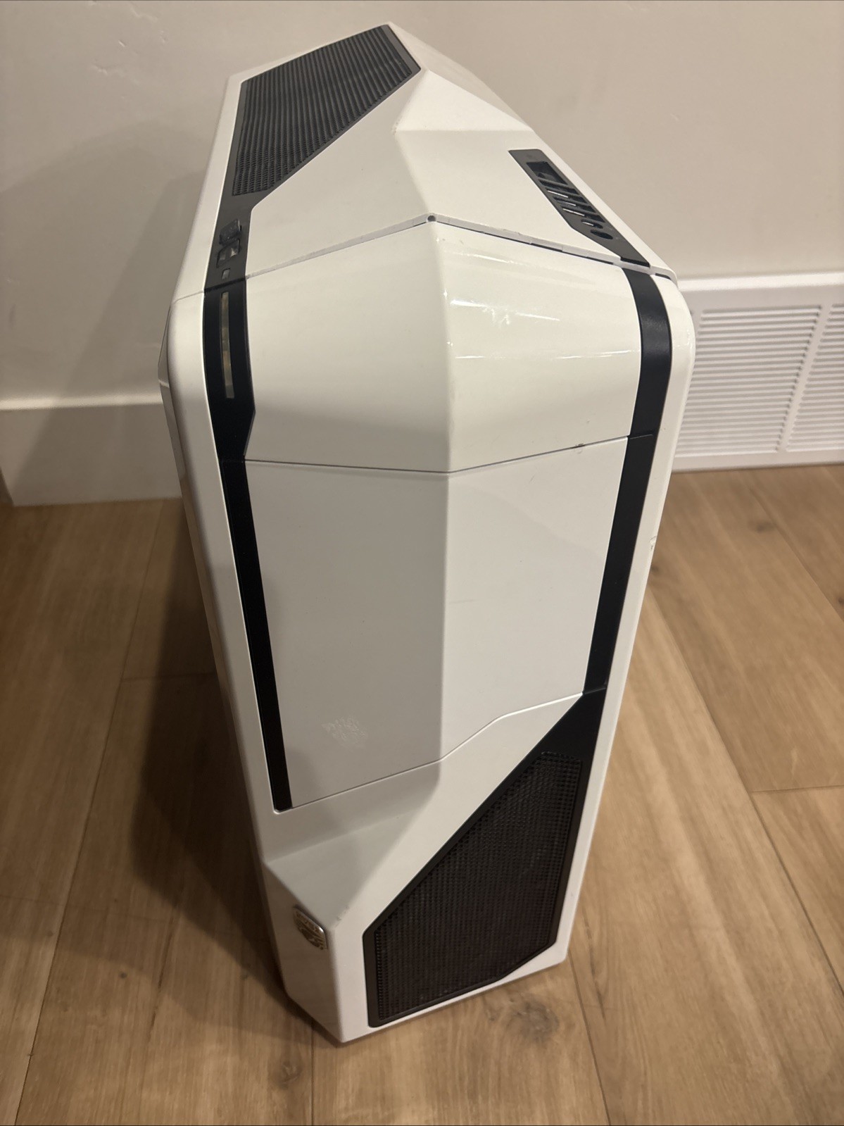 used nzxt phantom 410 pc case