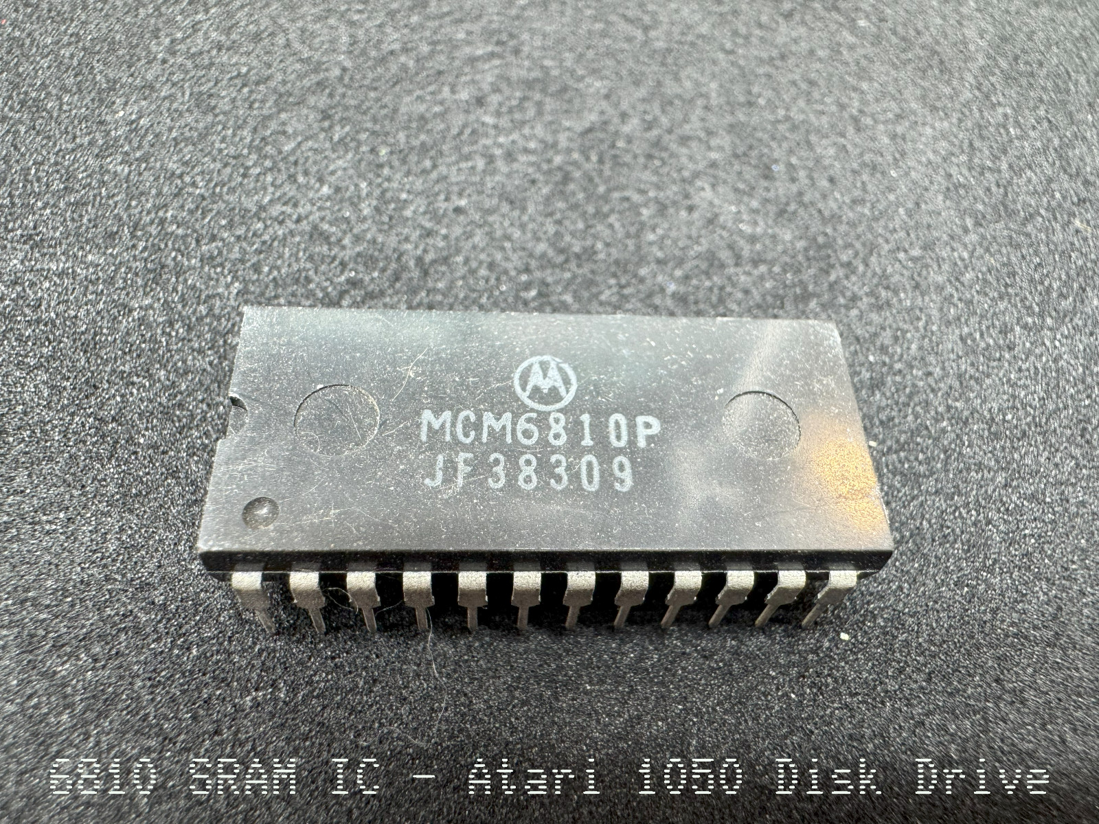 (1PC) Motorola 6810 SRAM IC - Genuine IC from US Seller