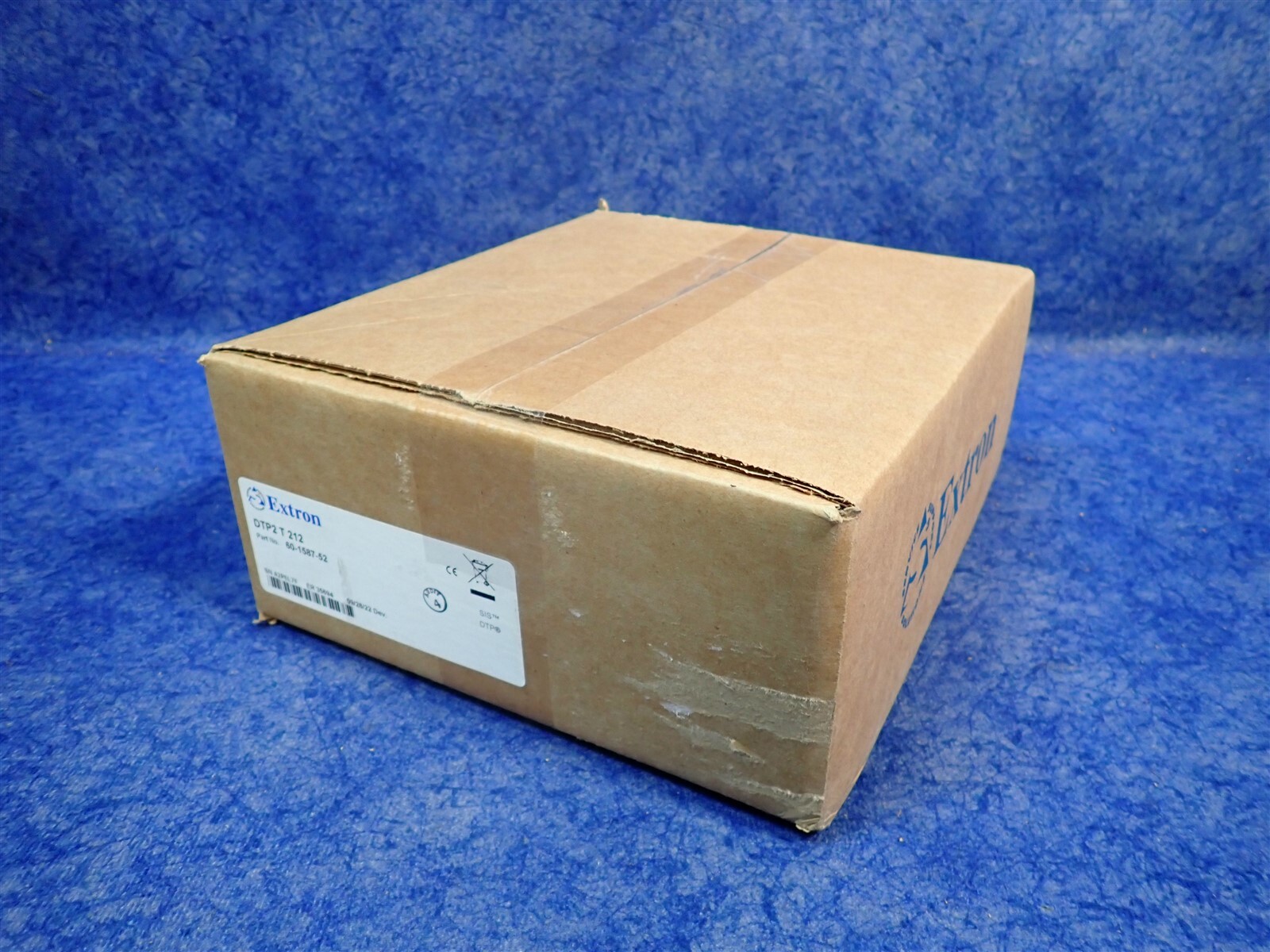 NEW Extron 60-1587-52 DTP T 212 Two Input 4K/60 HDMI Switcher (C11)