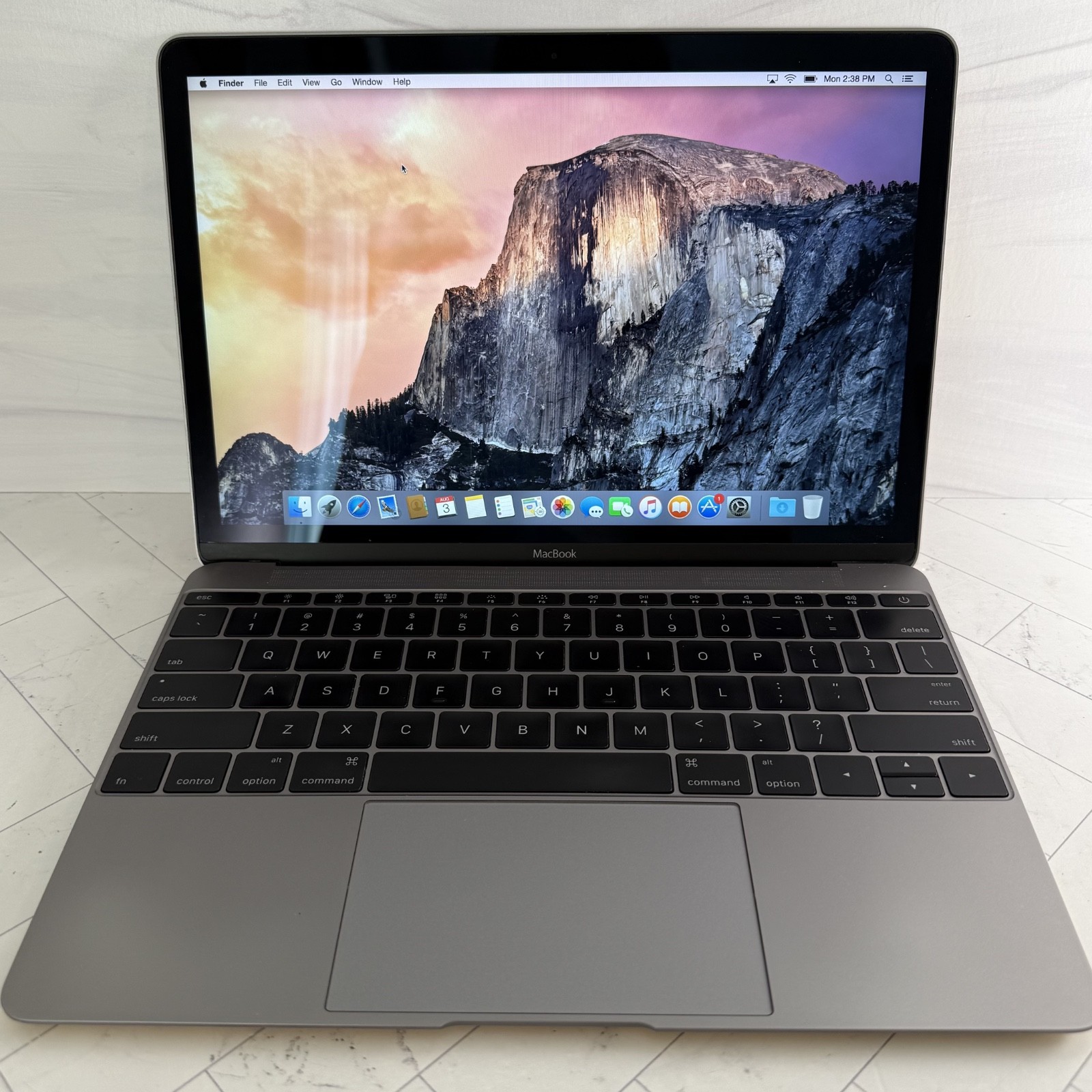 Apple MacBook Retina 12" 2015 Intel Core M 1.10 GHz 256 GB 8 GB Space Gray #H508