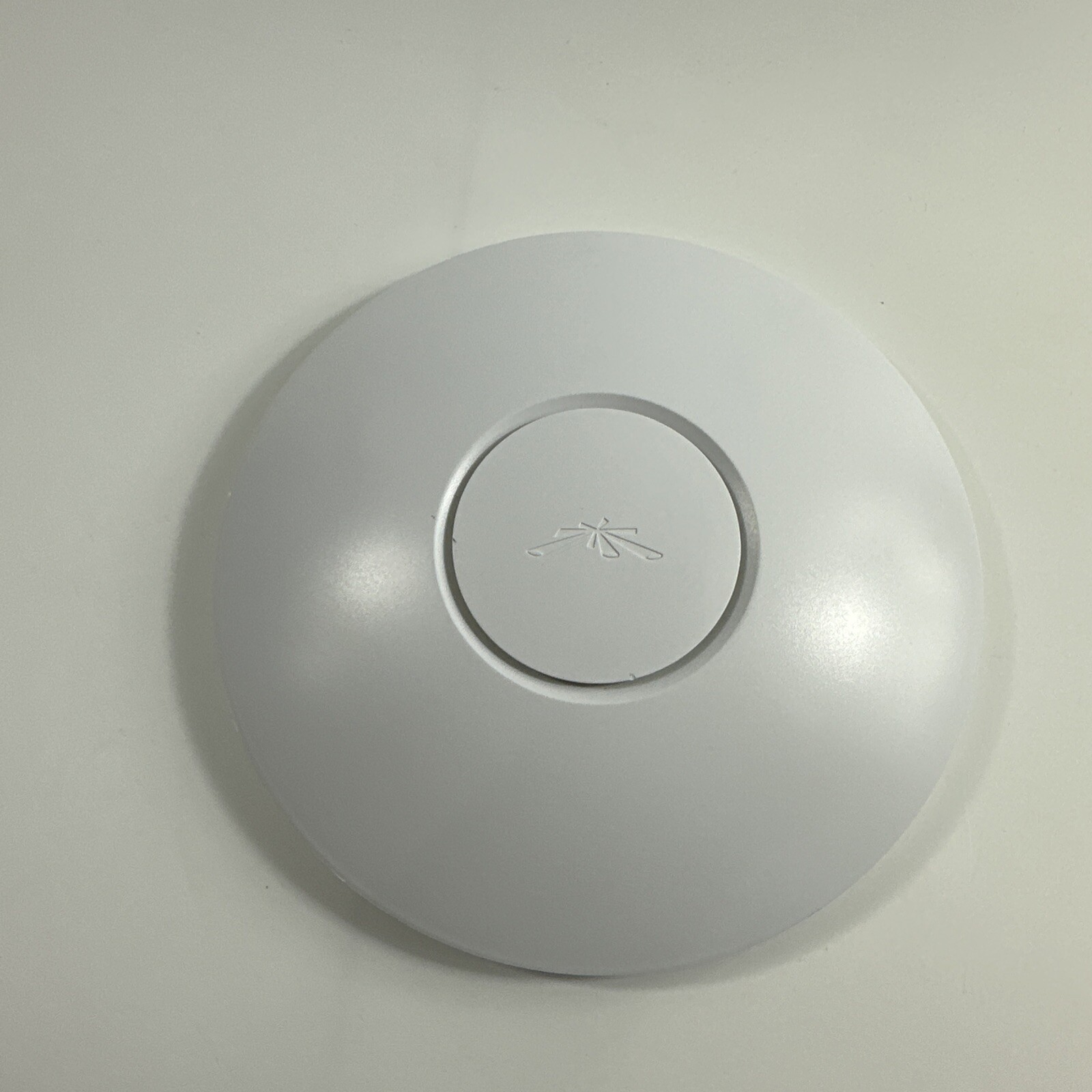 Unifi AP Long Range Unit Only No Power Cord or wall mount