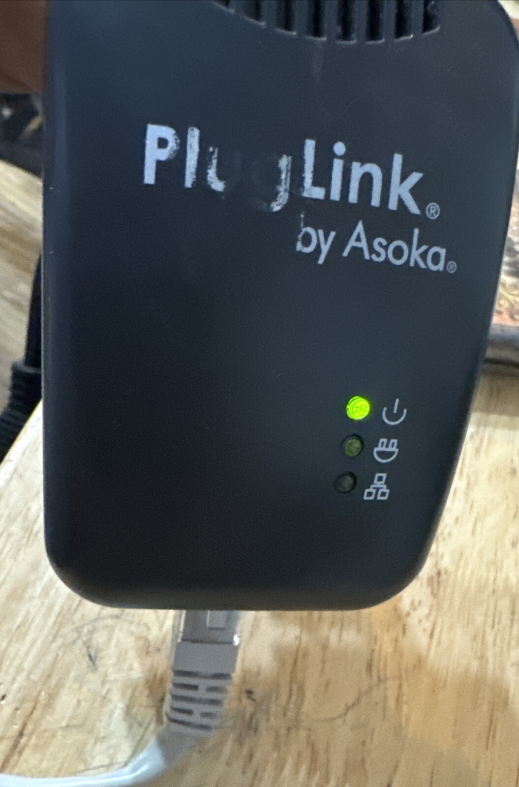 PlugLink by Asoka 9650 Ethernet Adapter ETH Internet Through Outlet With E.Cable