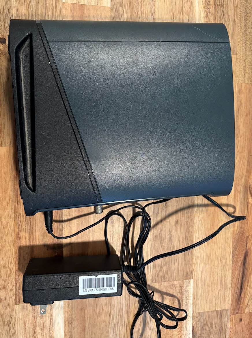 ARRIS Surfboard G36 DOCSIS 3.1 Cable Modem WiFi 6 Router AX3000 2.5G USED