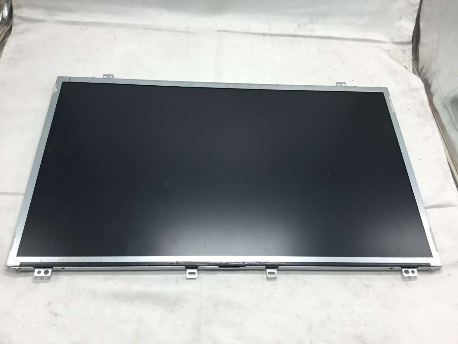 Innolux 19.5" Matte LCD Screen Panel M195FGE-L20 M195FGE-L23 1600 x 900 30 Pins