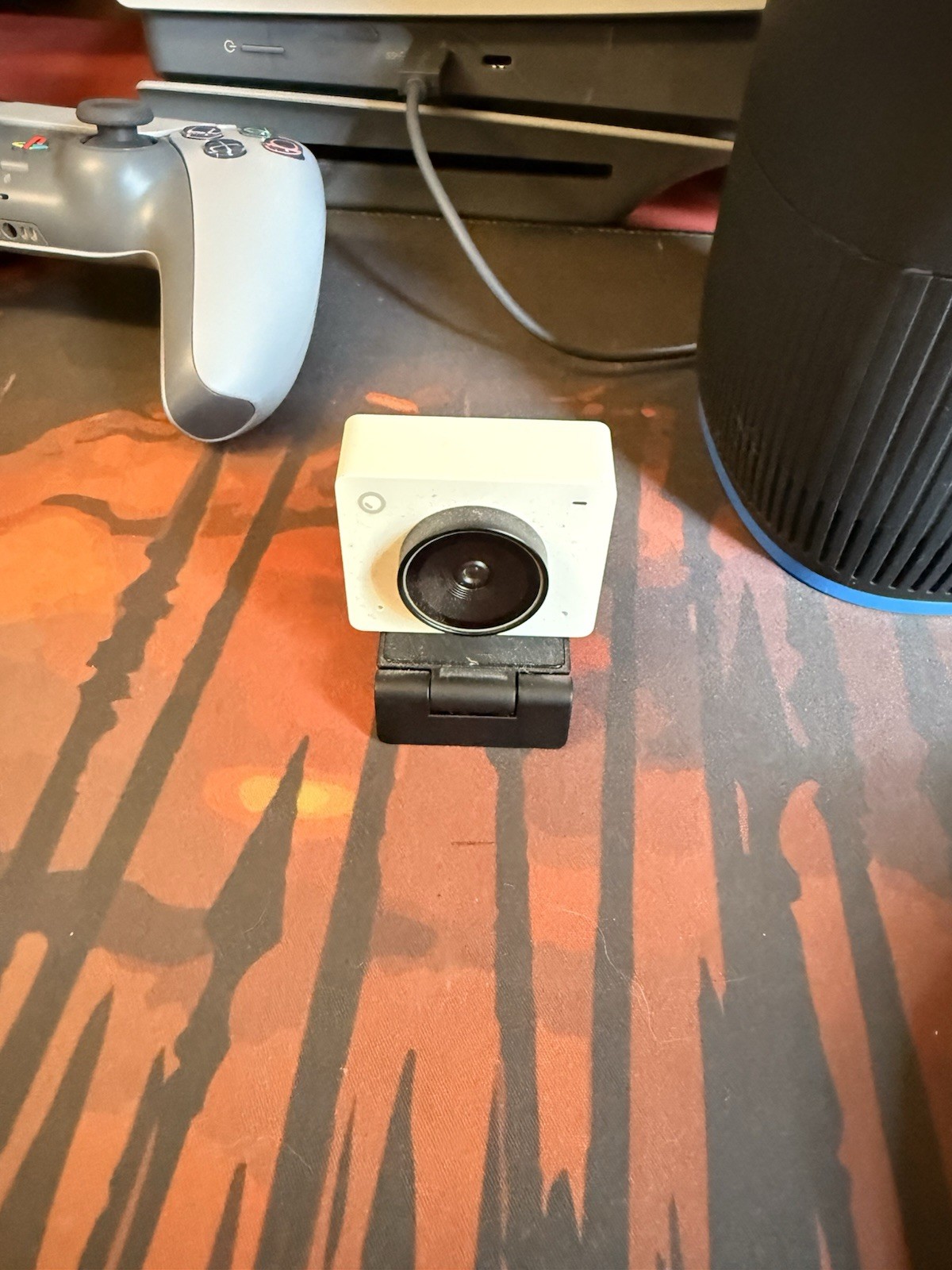 OBSBOT Meet 2-4K Webcam for PC with 1/2" Sensor, Al Framing & Autofocus
