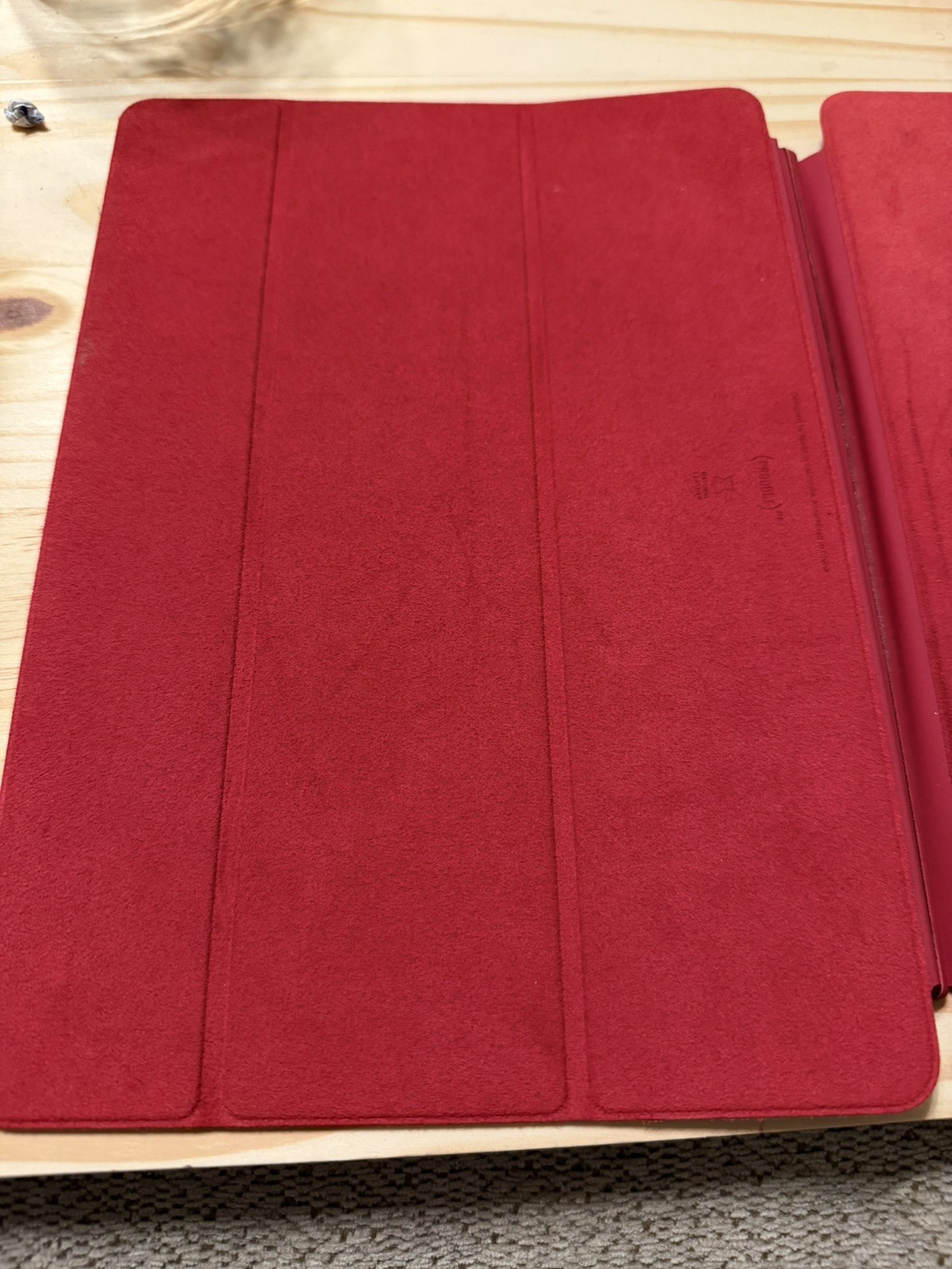 APPLE LEATHER SMART COVER FOR 10.5-INCH IPAD PRO - PRODUCT RED