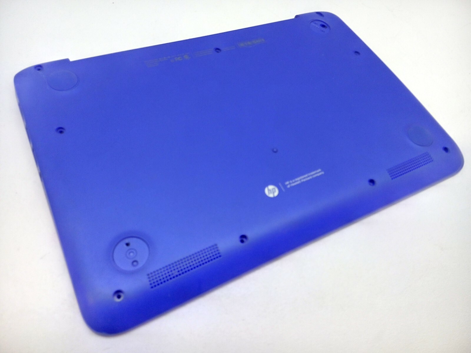 HP Stream Blue 11-D010NR Bottom Base Case + Speakers+ Card Reader EAY0A004010 71
