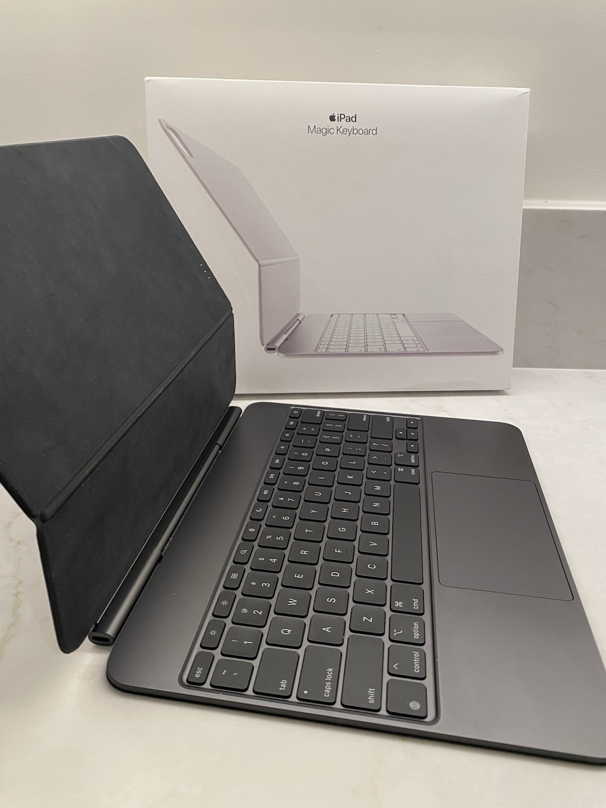 Apple Magic Keyboard for iPad Pro 13-inch M4/M5 Black with Box 