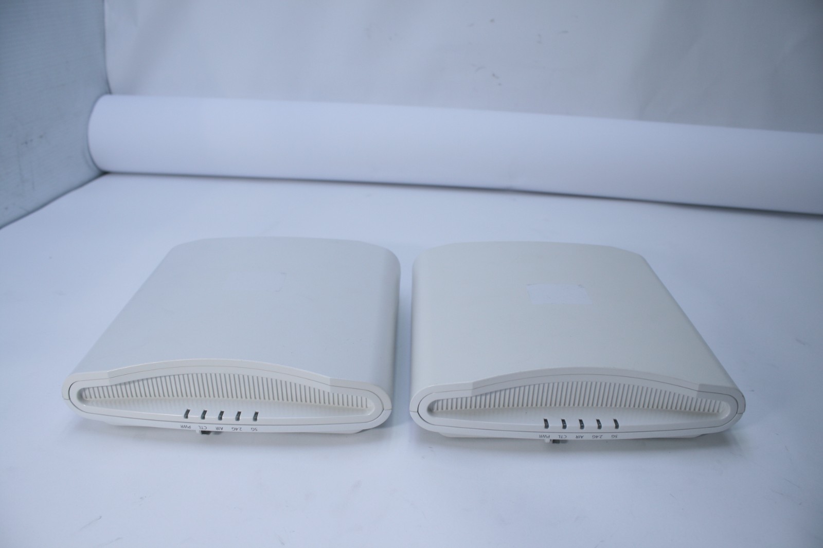 LOT OF 2  Ruckus ZoneFlex R710 Dual-Band Wi-Fi Access Point            T7-A4