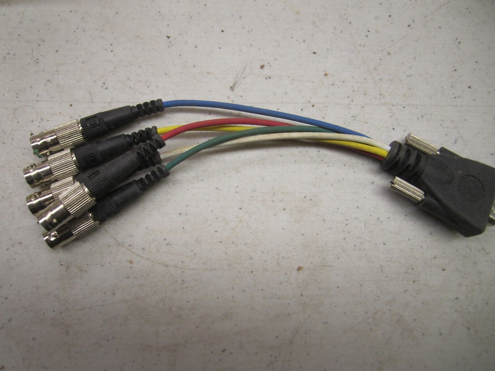 Liberty Wire & Cable LWC E-VGAM-5BNCF .5,  