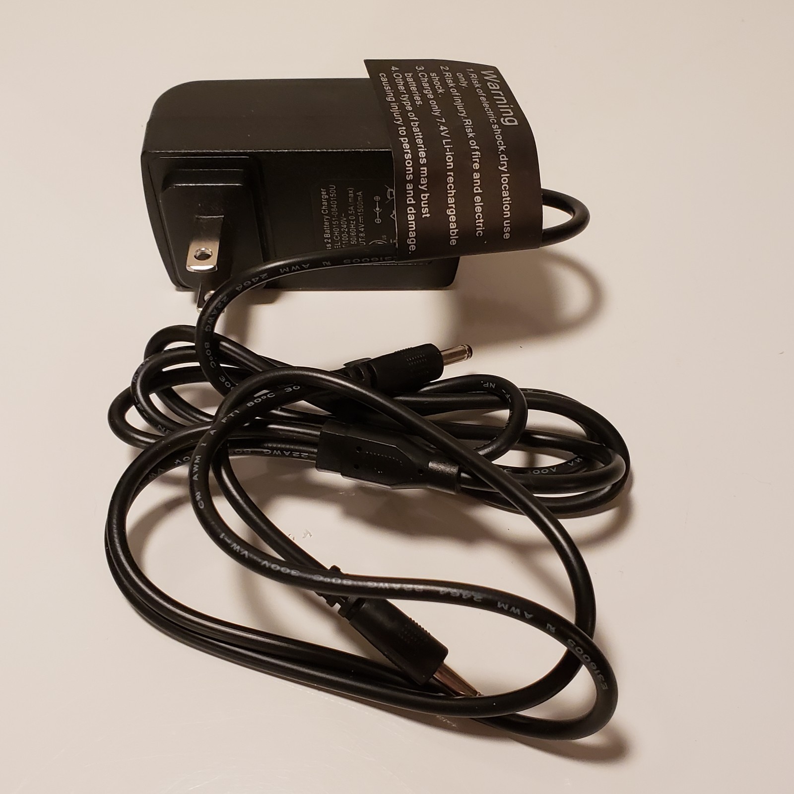 Charger For 7.4V 2200mah/3000mAh Li-Polymer Rechargeable Battery Heated Products