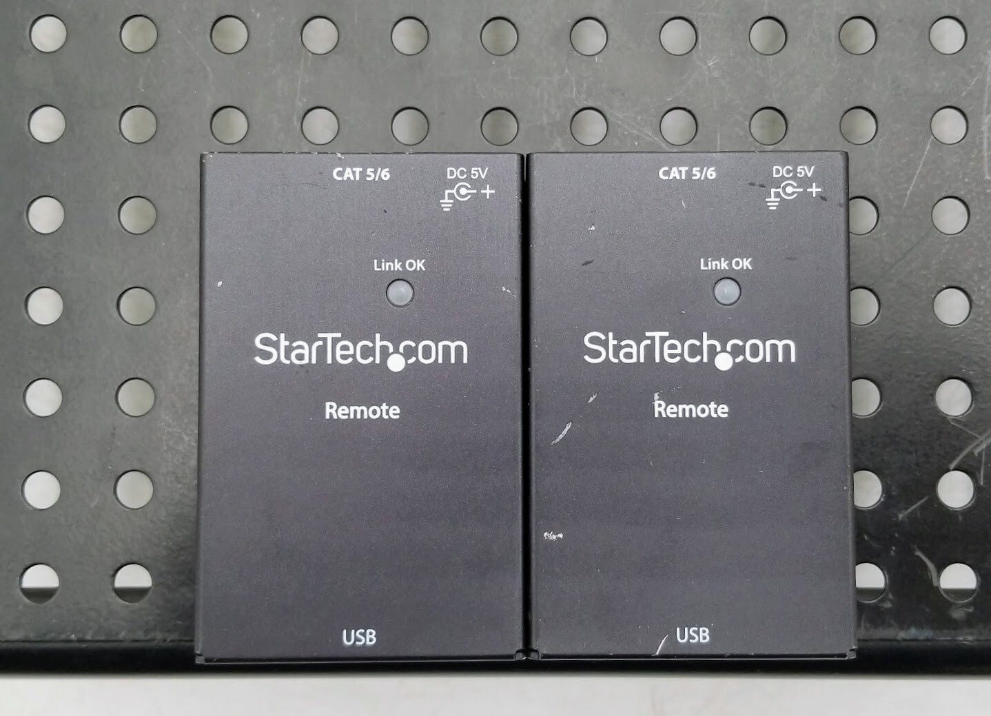 LOT OF 2 Startech USB2001EXTV-Receiver