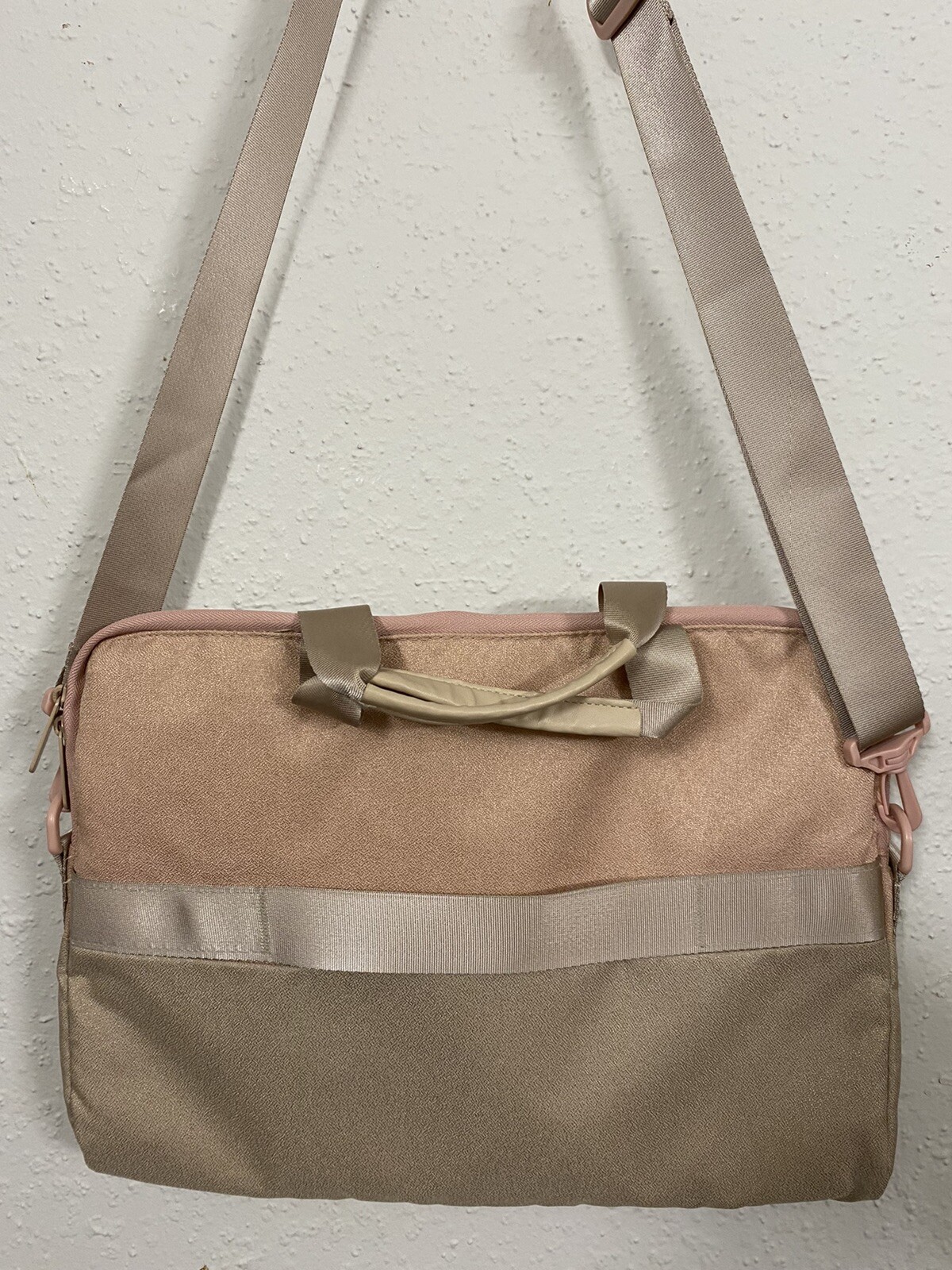NWOT BAGSMART Computer Laptop Bag Briefcase Shoulder Work Travel PINK 17"X12"