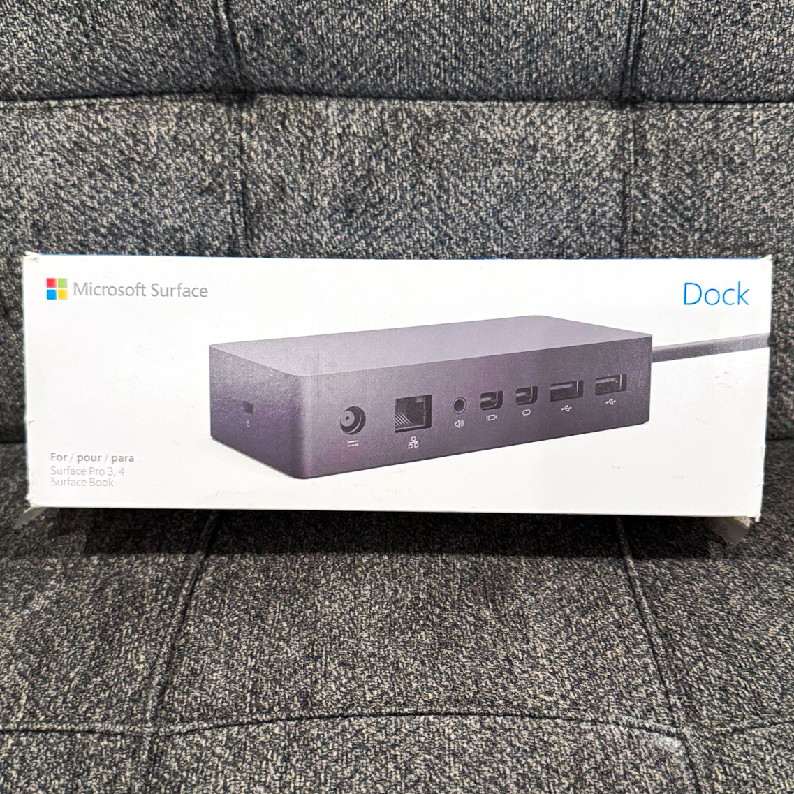 Microsoft Surface Dock 1661 for Pro 3/4 & Surface Book, USB 3.0 MiniDP RJ45