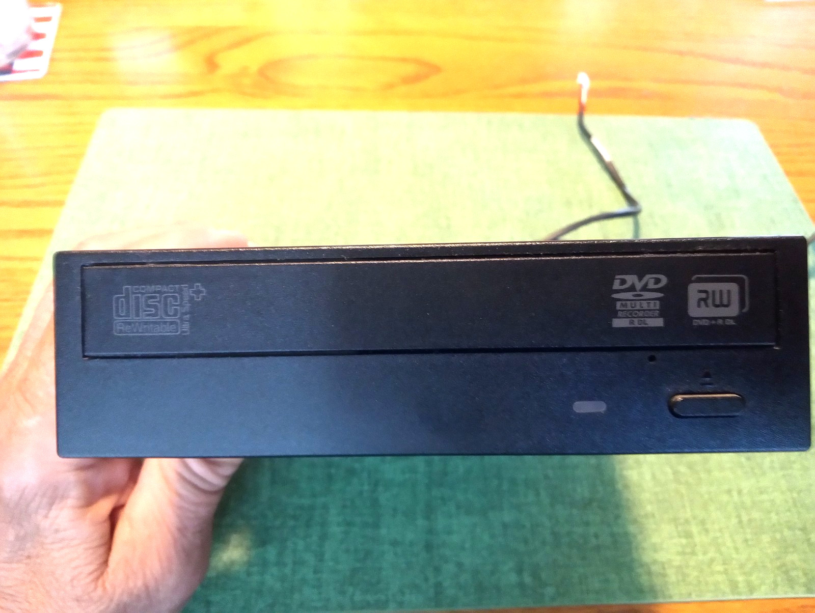 Genuine HP Internal Drive CD-RW / DVD-RW Optical Drive PN# 575781-800