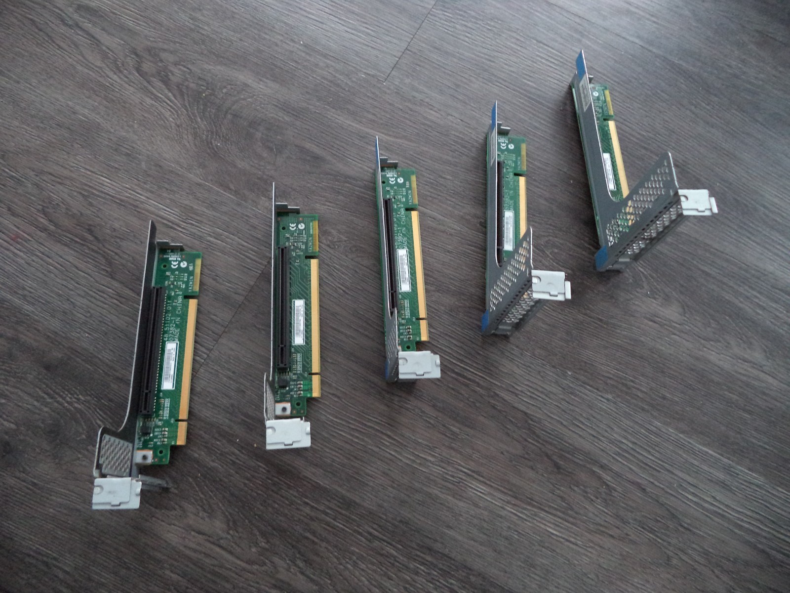IBM 43V7066 43V6935 43V6939 7946/AC1 59Y3155 RISER CARD WITH BRACKET LOT OF 5