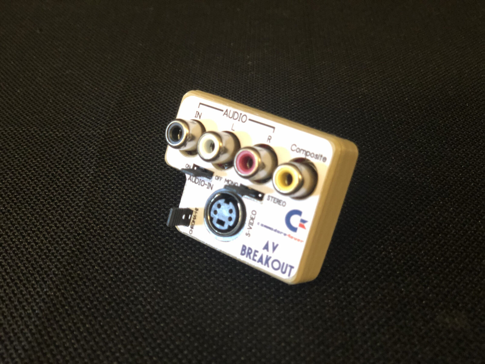 Commodore 64 A/V Breakout 8 pin