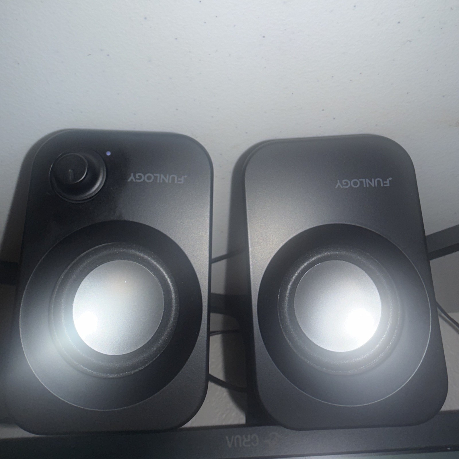 FUNLOGY funology Wired 2.0 Channel Computer Speakers Black w/ Volume Control
