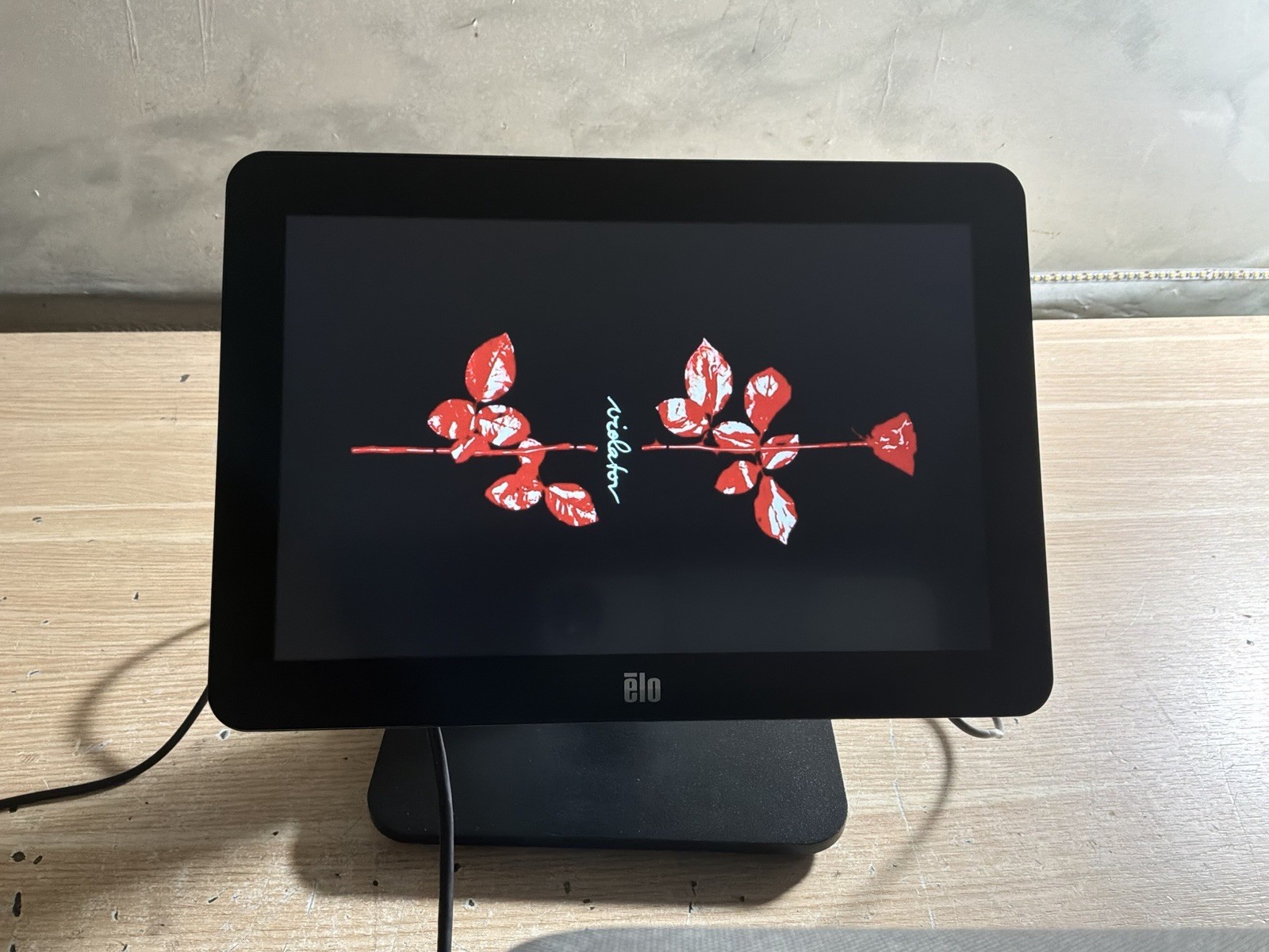 Elo ET1002L-2UWA-1-G 10" Touchscreen Monitor / JUA3304
