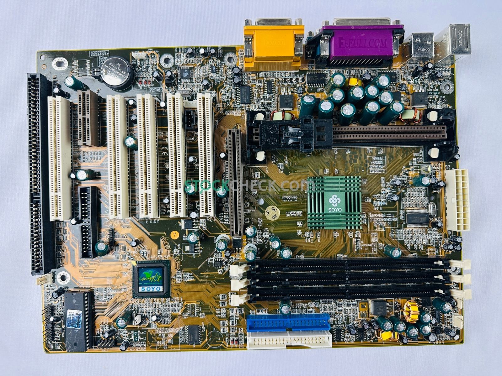 Soyo SY-K7VIA Motherboard