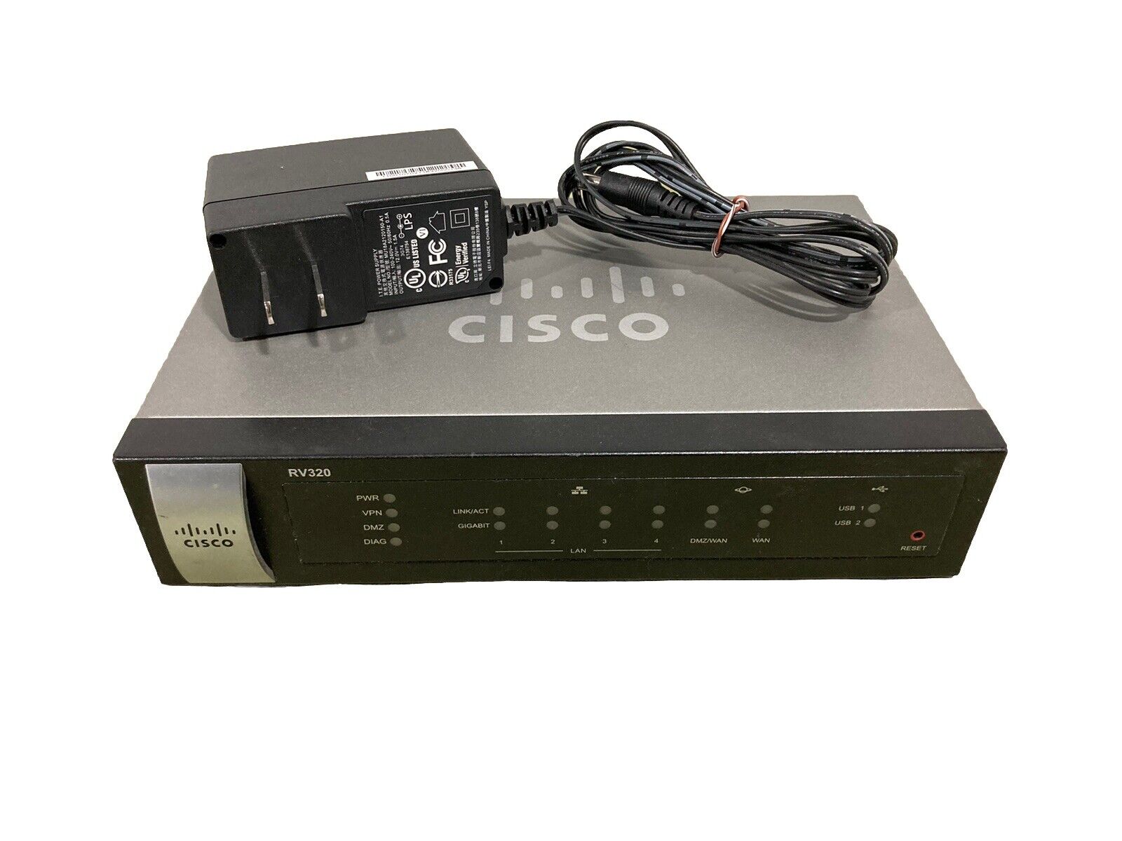 Cisco RV320 Gigabit Dual WAN VPN Router RV320 w/ Power Adapter   g100