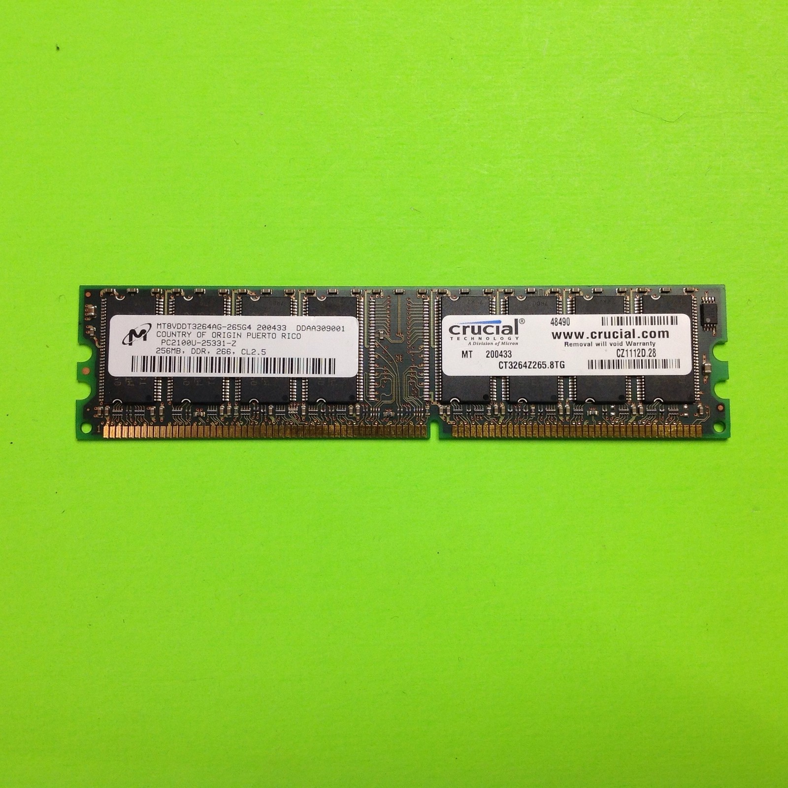 Crucial CT3264Z265.8TG 256MB DDR-266 (PC-2100) PC-2100U Random Access Memory Ra
