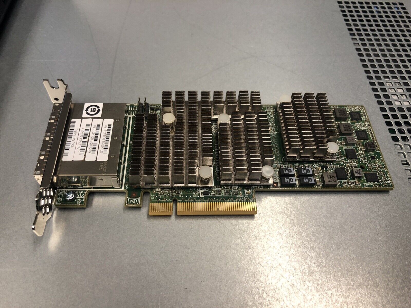LSI 9206-16e 6Gb/s 16-Port SATA SAS PCI-e 3.0 x8 External HBA LP or FH SFF8644