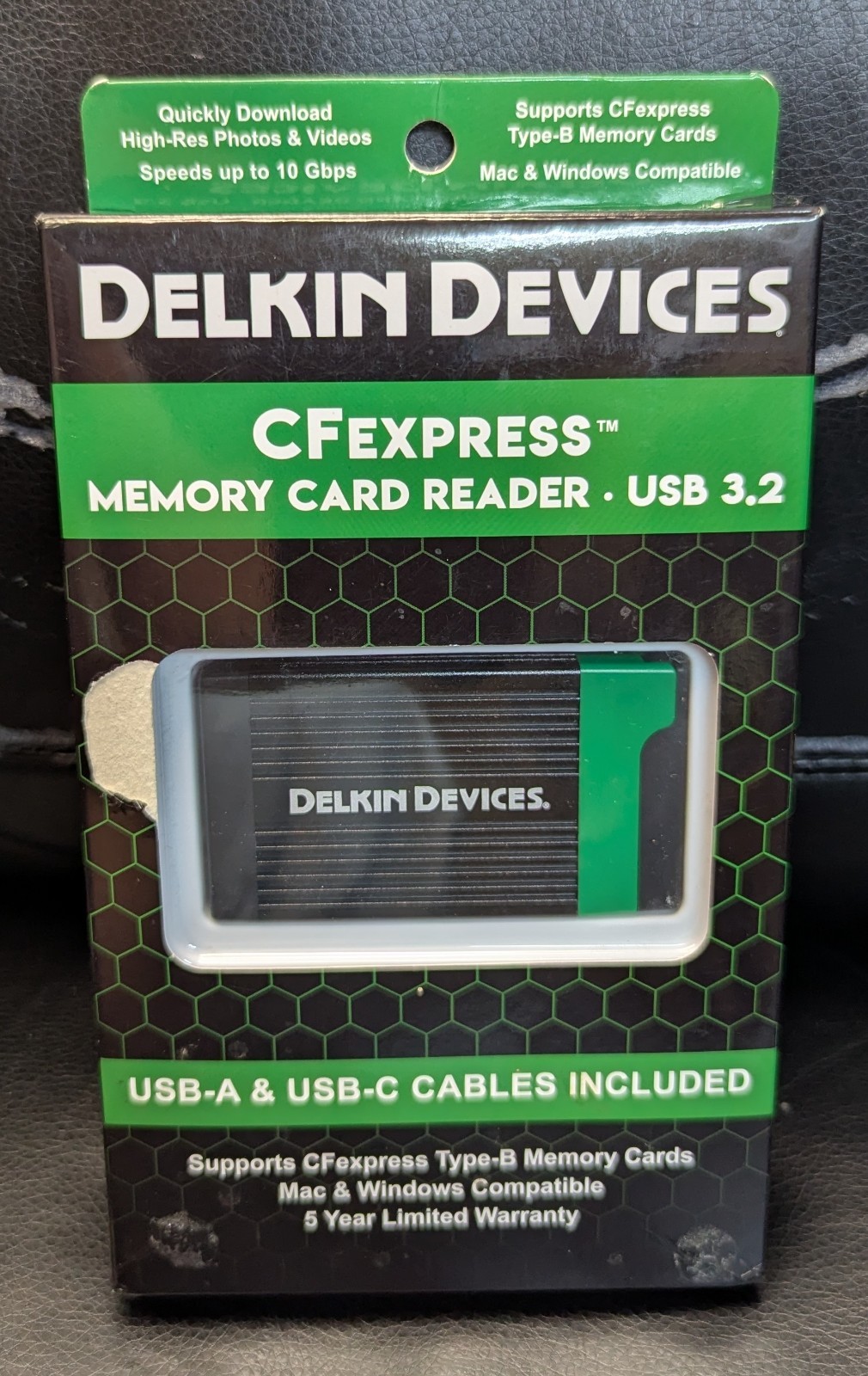 Delkin Devices USB 3.2 CFexpress Type B Card and SD UHS-II Memory Card Reader