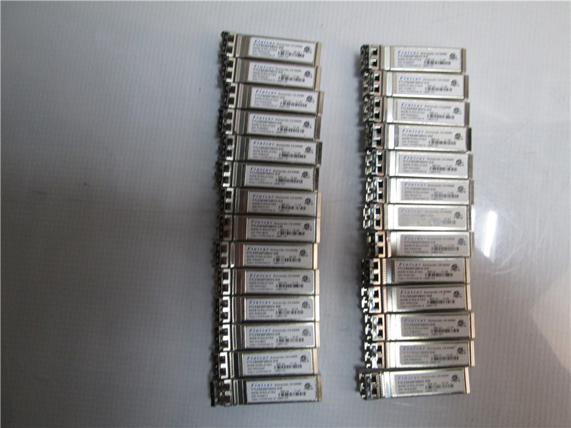Finisar FTLF8528P2BNV EM Transceiver Module Fiber SFP Lot of 27
