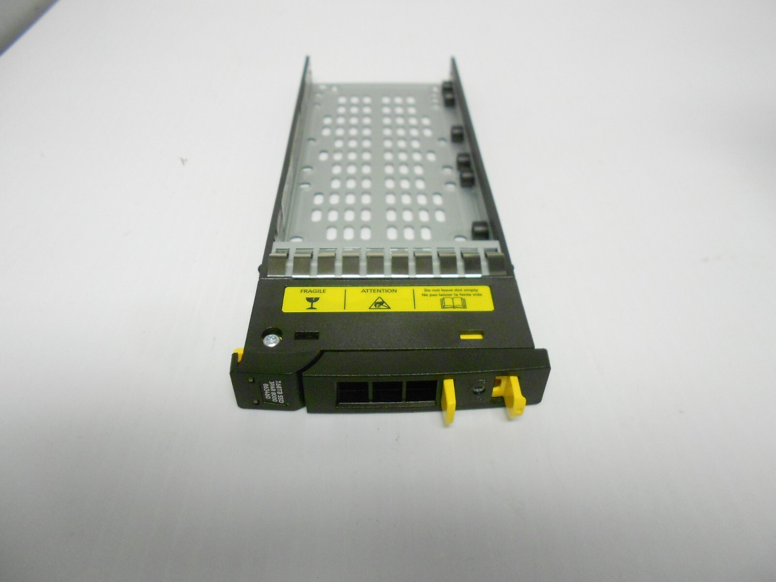 U85359 HPE 3PAR StoreServ 7200 7400 8200 710386001 M6710 Hard Drive Tray G2U
