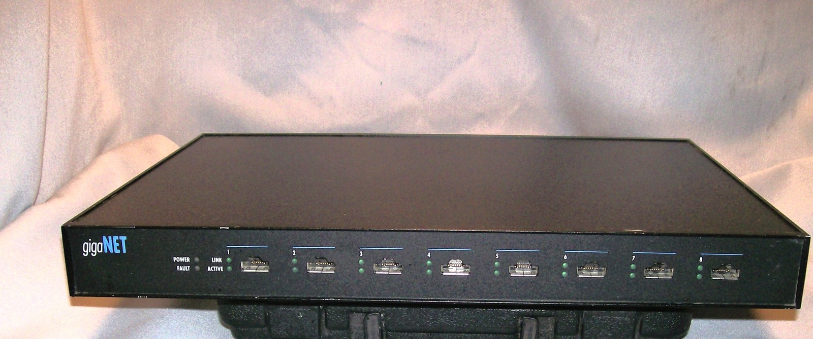 gigaNET 8 Port Ethernet Network Switch