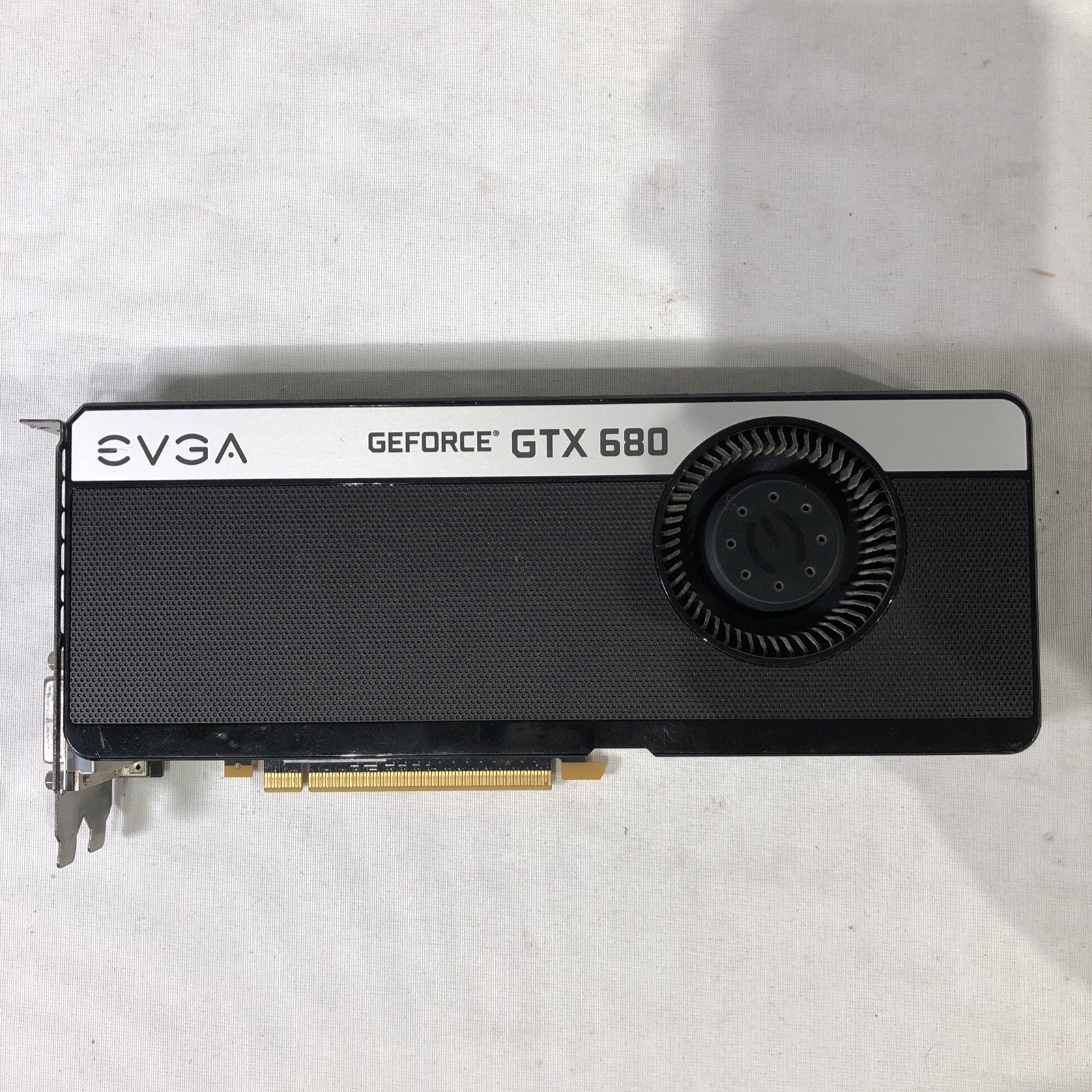 EVGA NVIDIA GeForce GTX 680 4GB Multiple Monitor HDMI DisplayPort DVI