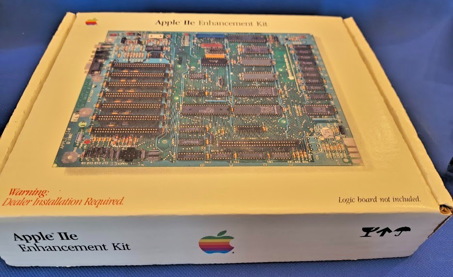 Apple IIe Enhancement - BOX and Old Apple IIe Roms c. Aug 1986 ONLY - See photos