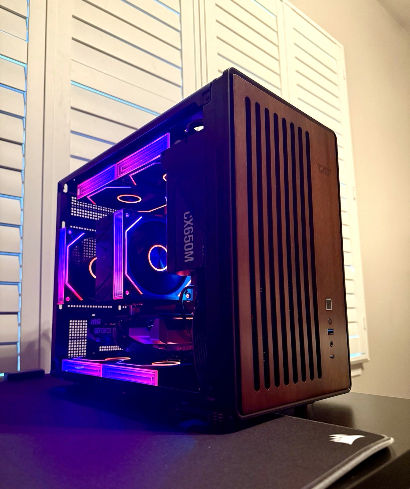 Portable Mini Gaming PC — RTX 5060 | Ryzen 5 7600X | 16GB DDR5 | 1TB M.2 NVMe