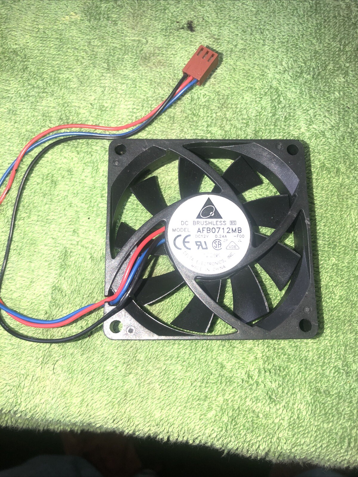 DELTA ELECTRONICS AFB0712MB 12 VDC 0.24 A DC BRUSHLESS FAN