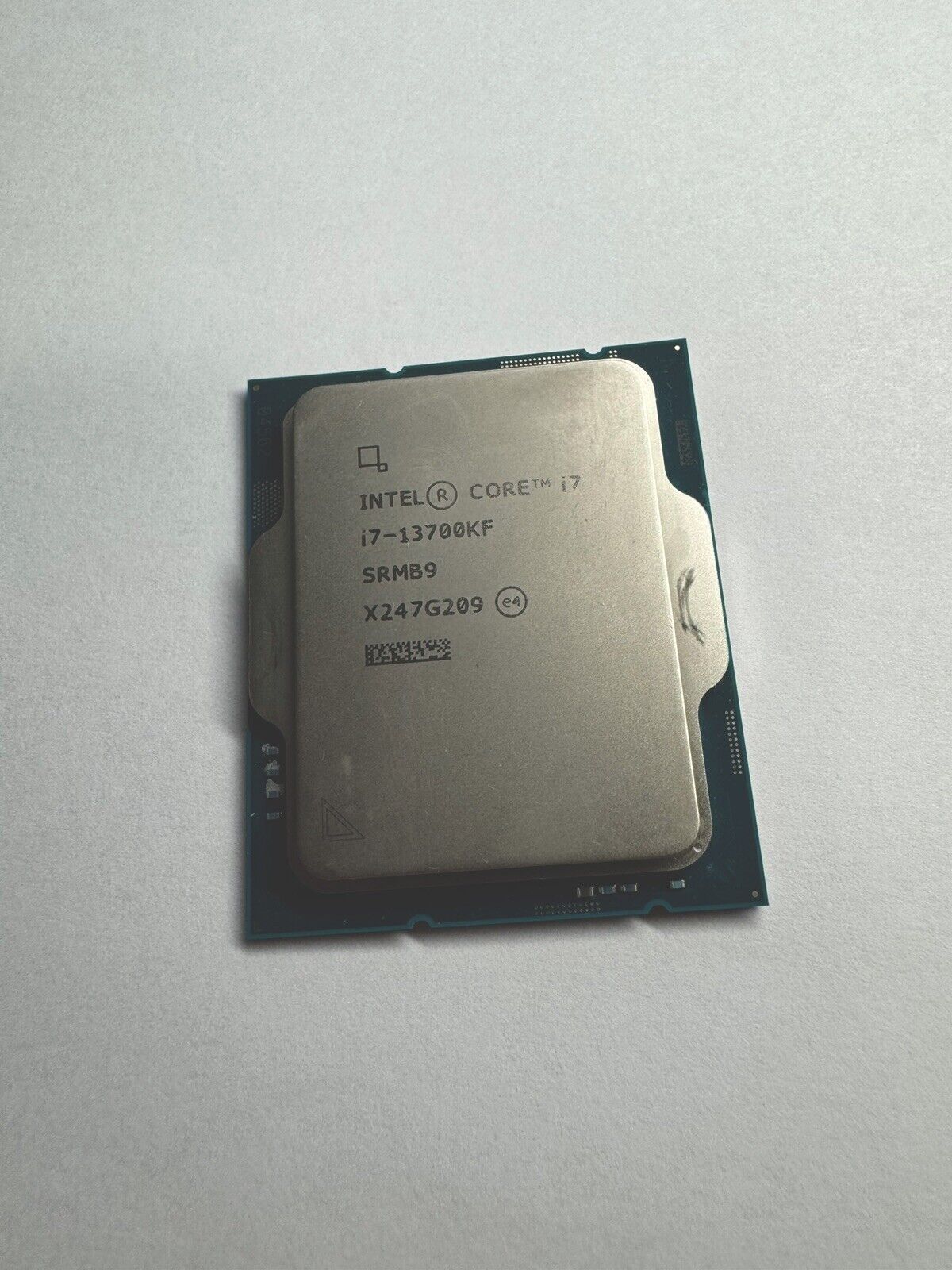 Intel Core i7-13700KF Processor (5.4 GHz, 16 Cores, LGA 1700) Box -...